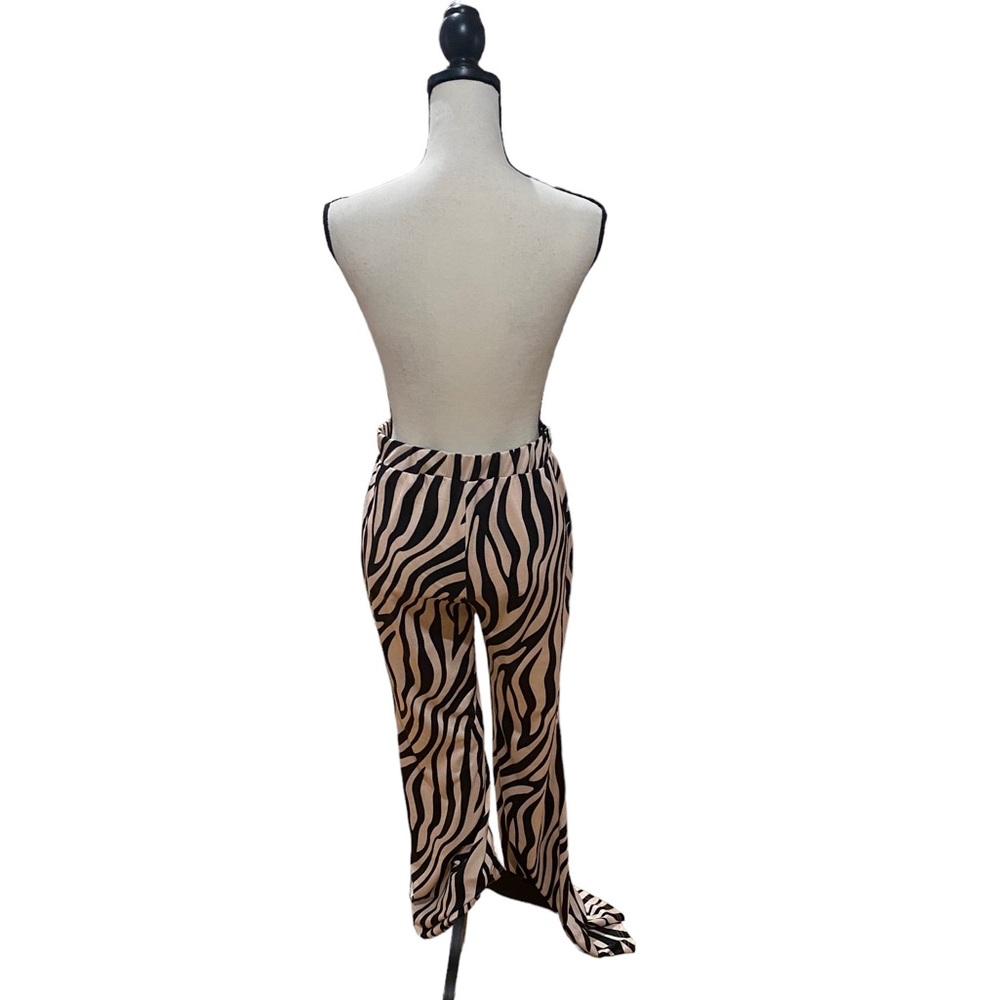High Waist Zebra Print Flare Pants - Picture 2 of 2